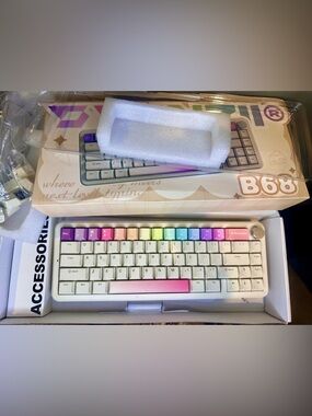 NWT YUNZII B68 Wireless Mechanical
Keyboard